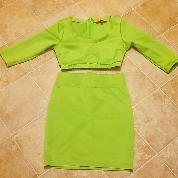 WOW couture Dresses & Skirts - Nwot ** Vtg Wow couture skirt set